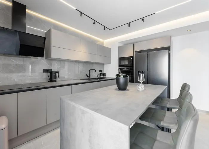 Luxury Luka Apartman Baska Voda