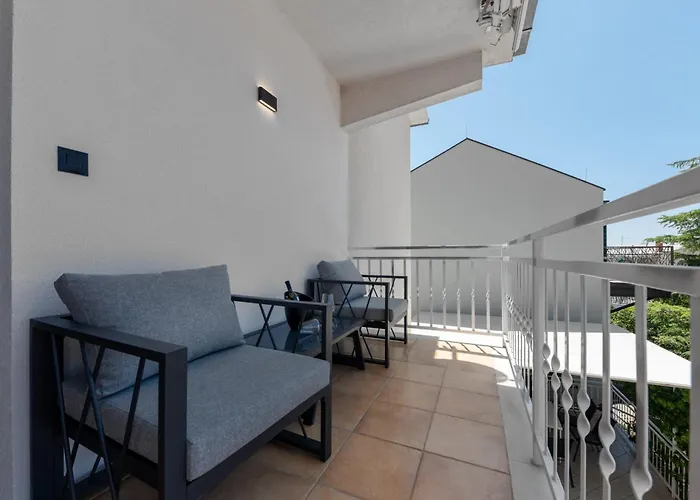 Luxury Luka Baska Voda