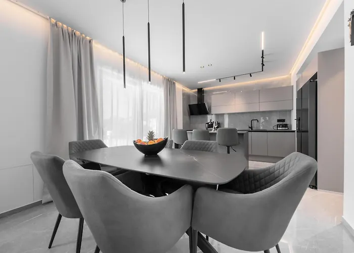 Luxury Luka * Baska Voda